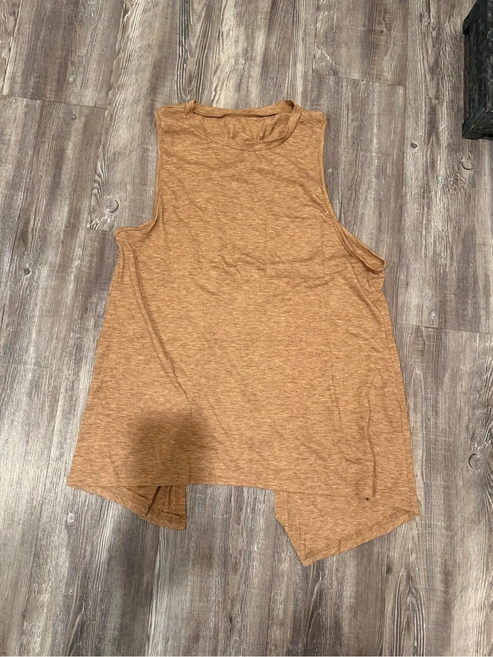Open-Back Flowy Tank Top in Light Brown